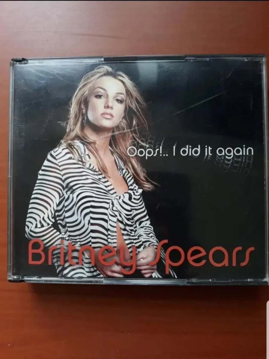 브리트니스피어스 Britney Spears vcd 포함 2cd 더블앨범